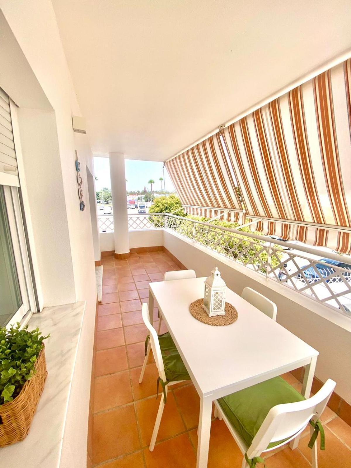 Apartamento Atlantico ロタ エクステリア 写真